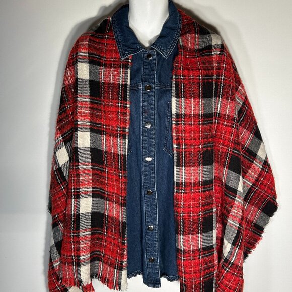 BCBGeneration Oversized Scarf Red Black Old $ Preppy Staple Academia Heritage - Picture 3 of 7